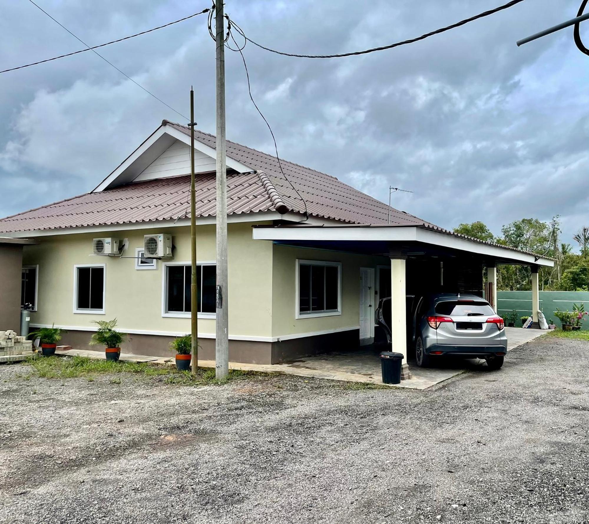 Aufa Homestay *